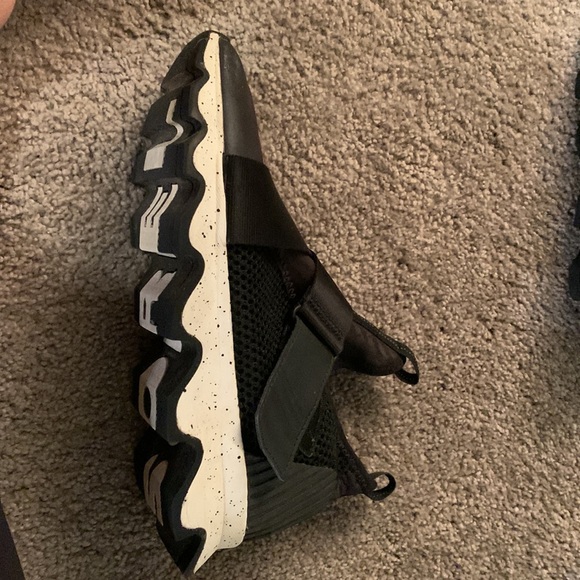 Sorel Sneakers Kinetic Sneak Alpine Tundra Round Toe Womens Black Size 7.5 - Picture 3 of 6